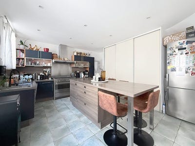 /international/fr/villeneuve-les-beziers-languedoc-roussillon-310108953459/