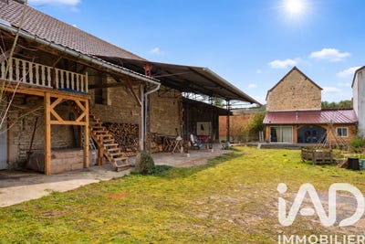 /international/fr/ancy-le-franc-burgundy-310105187160/