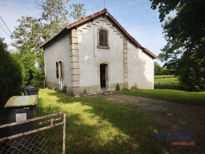 /international/fr/villefranche-d-allier-auvergne-310100106229/