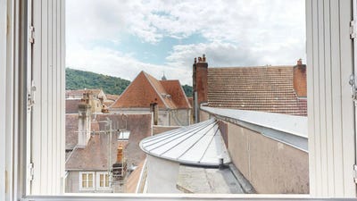/international/fr/besancon-franche-comte-310100937427/