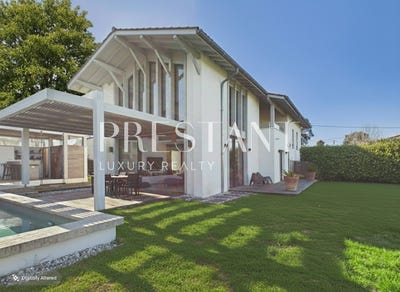/international/fr/saint-jean-de-luz-aquitaine-310107361794/