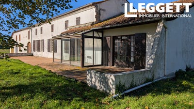 /international/fr/arthenac-charente-310103661612/