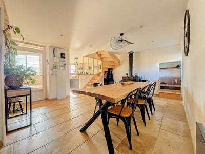 /international/fr/la-tour-sur-orb-languedoc-roussillon-310101382463/?lang=en