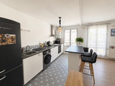 /international/fr/fleurines-picardie-310108328889/