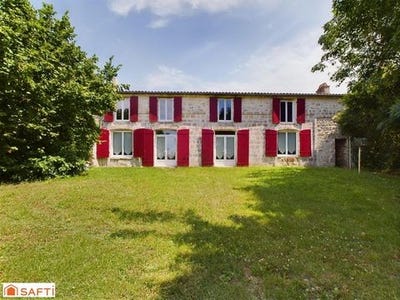 /international/fr/pere-charente-120098074042/