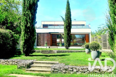 /international/fr/poitiers-charente-310108038154/