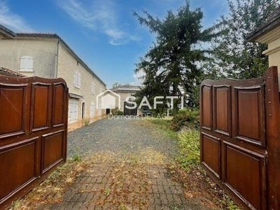 /international/fr/chazelles-charente-310100499064/
