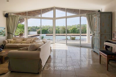 /international/fr/chateau-guibert-pays-de-la-loire-310119782768/
