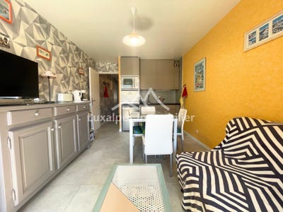 /international/fr/thones-rhone-310108591365/?lang=fr