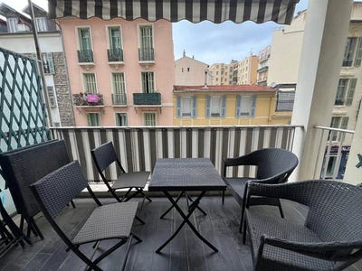 /international/fr/nice-provence-alpes-cote-d-azur-310109048340/