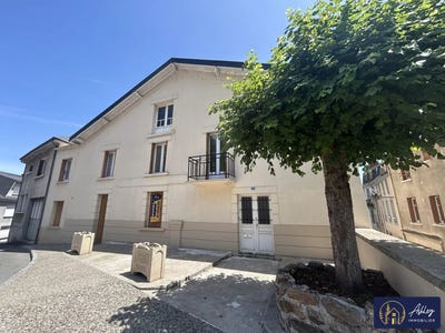 /international/fr/bort-les-orgues-limousin-310099002413/?lang=fr