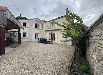 /international/fr/ruffec-charente-310101276521/?lang=pt