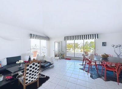 /international/fr/aix-en-provence-provence-alpes-cote-d-azur-310101385293/?lang=en