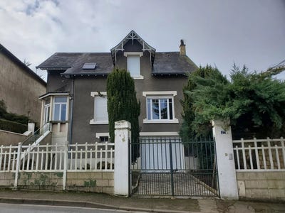 /international/fr/loudun-charente-310108648046/