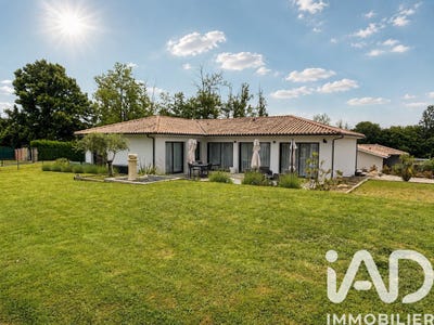 /international/fr/salleboeuf-aquitaine-310107903213/