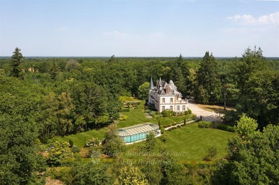 /international/fr/salbris-centre-val-de-loire-310108792589/