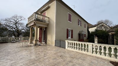 /international/fr/saint-laurent-les-tours-midi-pyrenees-310107577233/