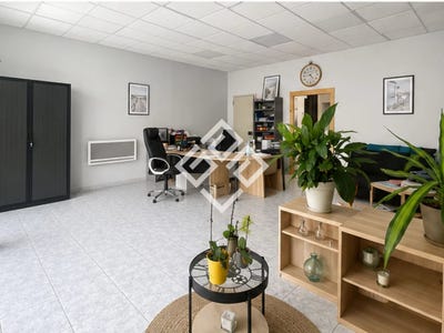 /international/fr/narbonne-languedoc-roussillon-310108422834/