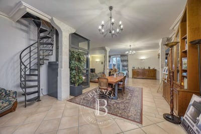 /international/fr/saint-jean-de-gonville-rhone-310101469893/