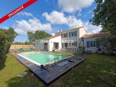 /international/fr/venansault-pays-de-la-loire-310106054772/