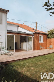 /international/fr/la-rochelle-franche-comte-310108456001/