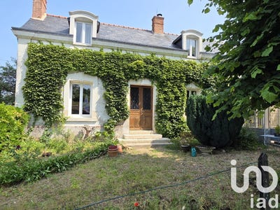 /international/fr/noizay-centre-val-de-loire-310097258493/