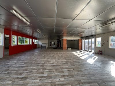 /international/fr/chalus-auvergne-310100859864/?lang=zh-tw