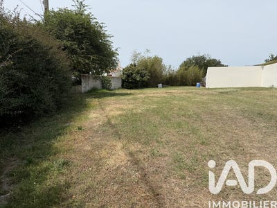 /international/fr/villeneuve-en-retz-pays-de-la-loire-310104077627/