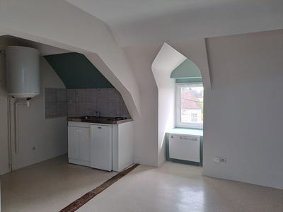 /international/fr/la-ferte-bernard-pays-de-la-loire-310107673633/