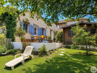 /international/fr/issigeac-aquitaine-310108316683/