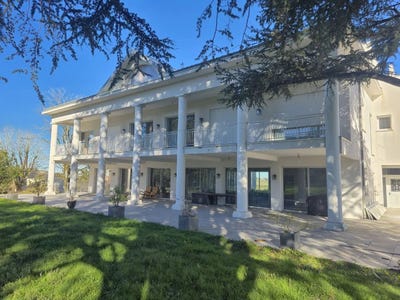 /international/fr/baraqueville-midi-pyrenees-310106716256/