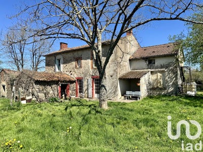 /international/fr/saint-bonnet-de-bellac-limousin-310099213818/