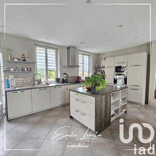 /international/fr/lyons-la-foret-upper-normandy-310107968800/