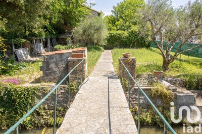 /international/fr/boucoiran-et-nozieres-languedoc-roussillon-310099610599/