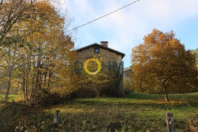 /international/fr/champetieres-auvergne-310098924341/