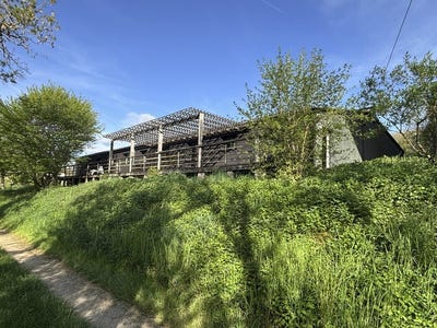 /international/fr/semur-en-auxois-burgundy-310106282636/
