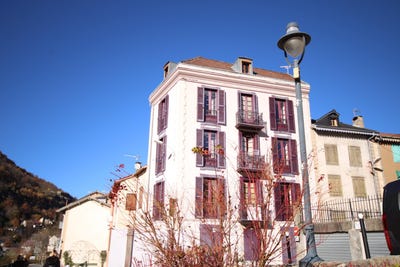 /international/fr/ax-les-thermes-midi-pyrenees-120096321095/