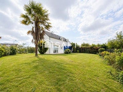 /international/fr/mondeville-la-basse-normandie-310107679054/
