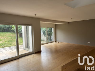 /international/fr/saint-etienne-upper-normandy-310100105032/