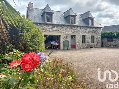 /international/fr/plurien-brittany-310100990487/
