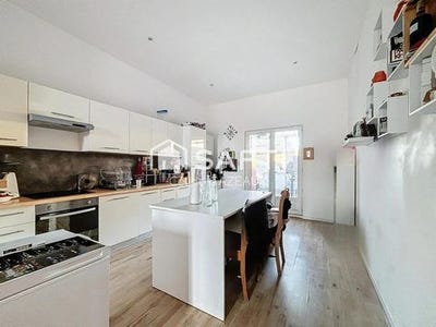 /international/fr/castillon-la-bataille-aquitaine-310100651638/