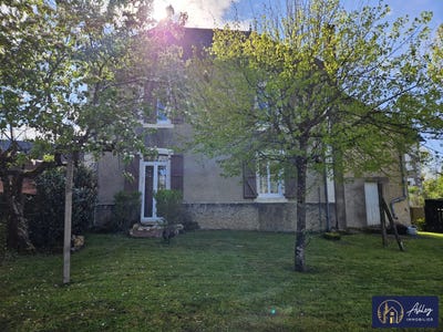 /international/fr/lamaziere-basse-limousin-310099614761/