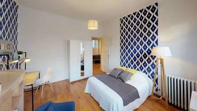 /international/fr/rue-du-lac-lyon-rhone-310100873829/?lang=zh-cn