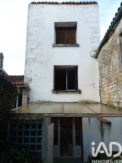 /international/fr/taillebourg-charente-310104279757/