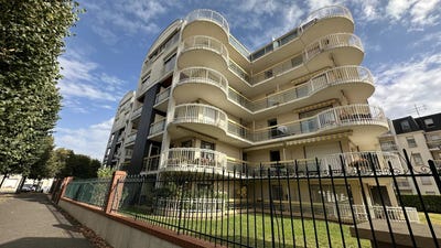 /international/fr/9-rue-vieille-levee-orleans-centre-val-de-loire-310106522087/