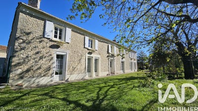 /international/fr/champniers-charente-310106577509/