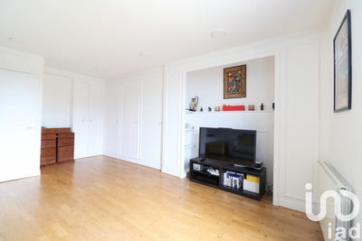 /international/fr/saint-remy-les-chevreuse-ile-de-france-310097074223/