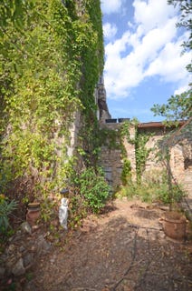 /international/fr/bize-minervois-languedoc-roussillon-310110185322/