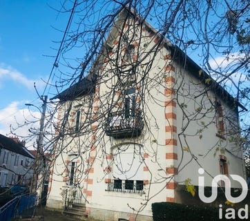 /international/fr/montlucon-auvergne-310097780235/
