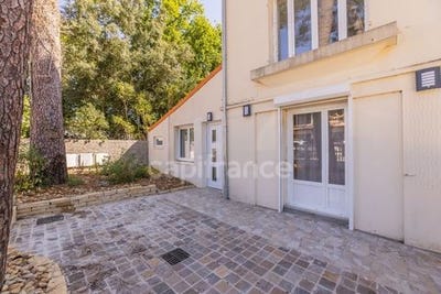 /international/fr/st-georges-de-didonne-charente-120094751948/